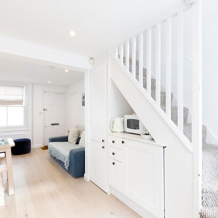 Central Quiet Cottage. Walk To Shops, Bars & Beach Brighton Eksteriør billede