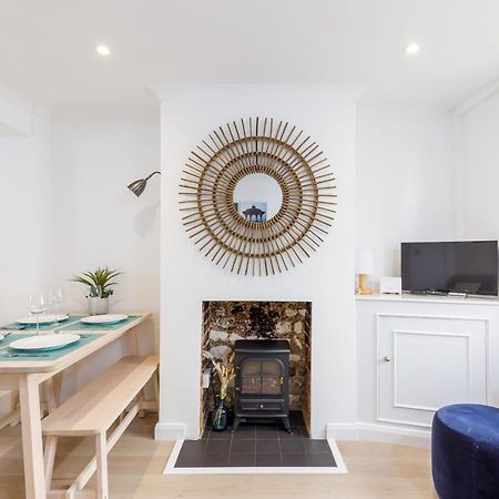 Central Quiet Cottage. Walk To Shops, Bars & Beach Brighton Eksteriør billede